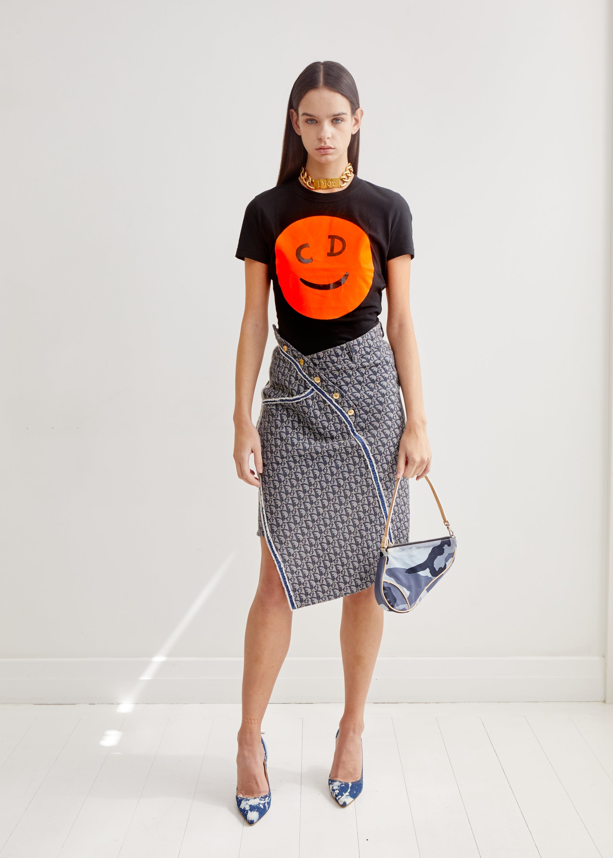 Christian Dior <br> F/W 2001 'Global Raver' runway & campaign logo smiley face t-shirt