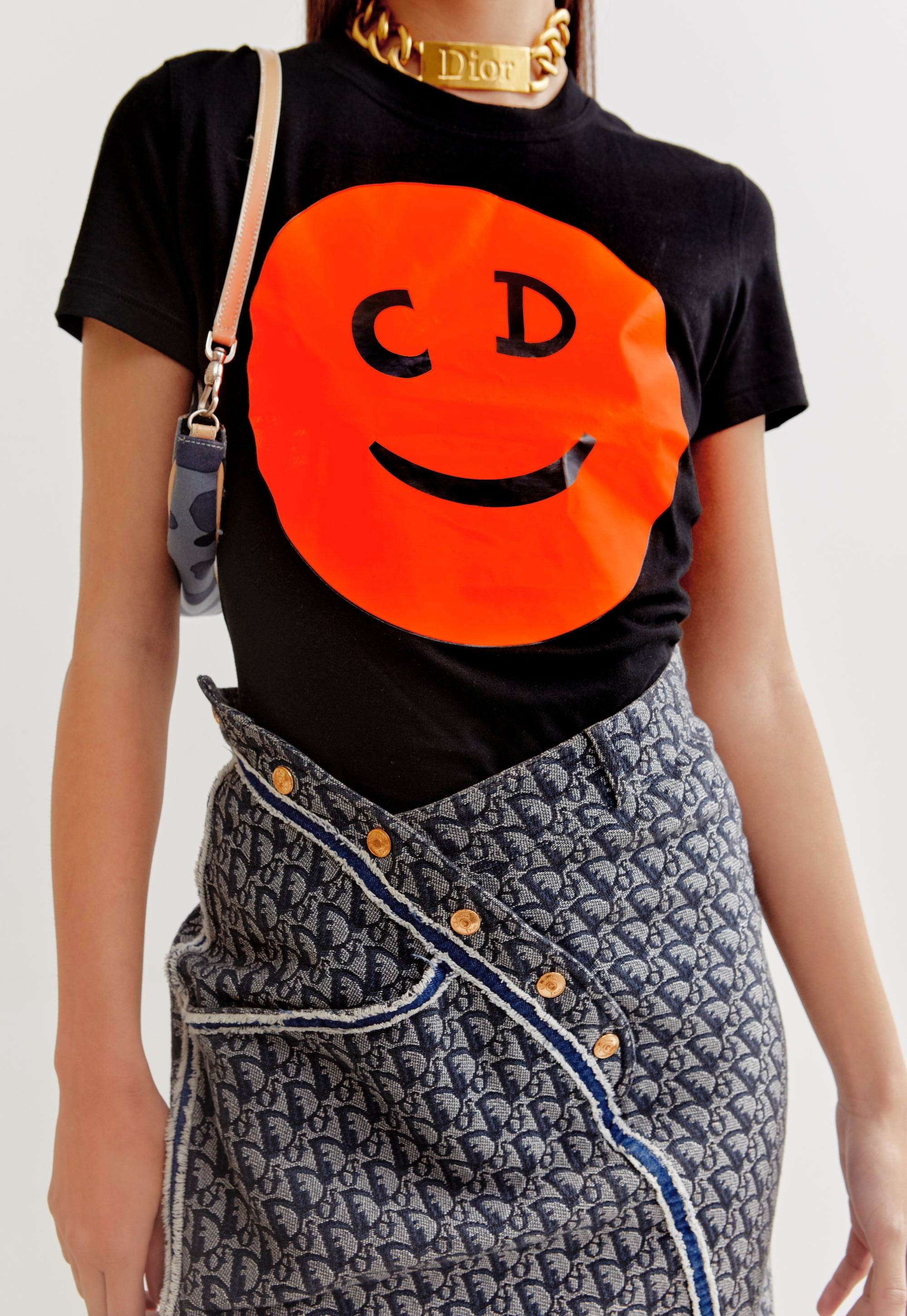 Christian Dior <br> F/W 2001 'Global Raver' runway & campaign logo smiley face t-shirt