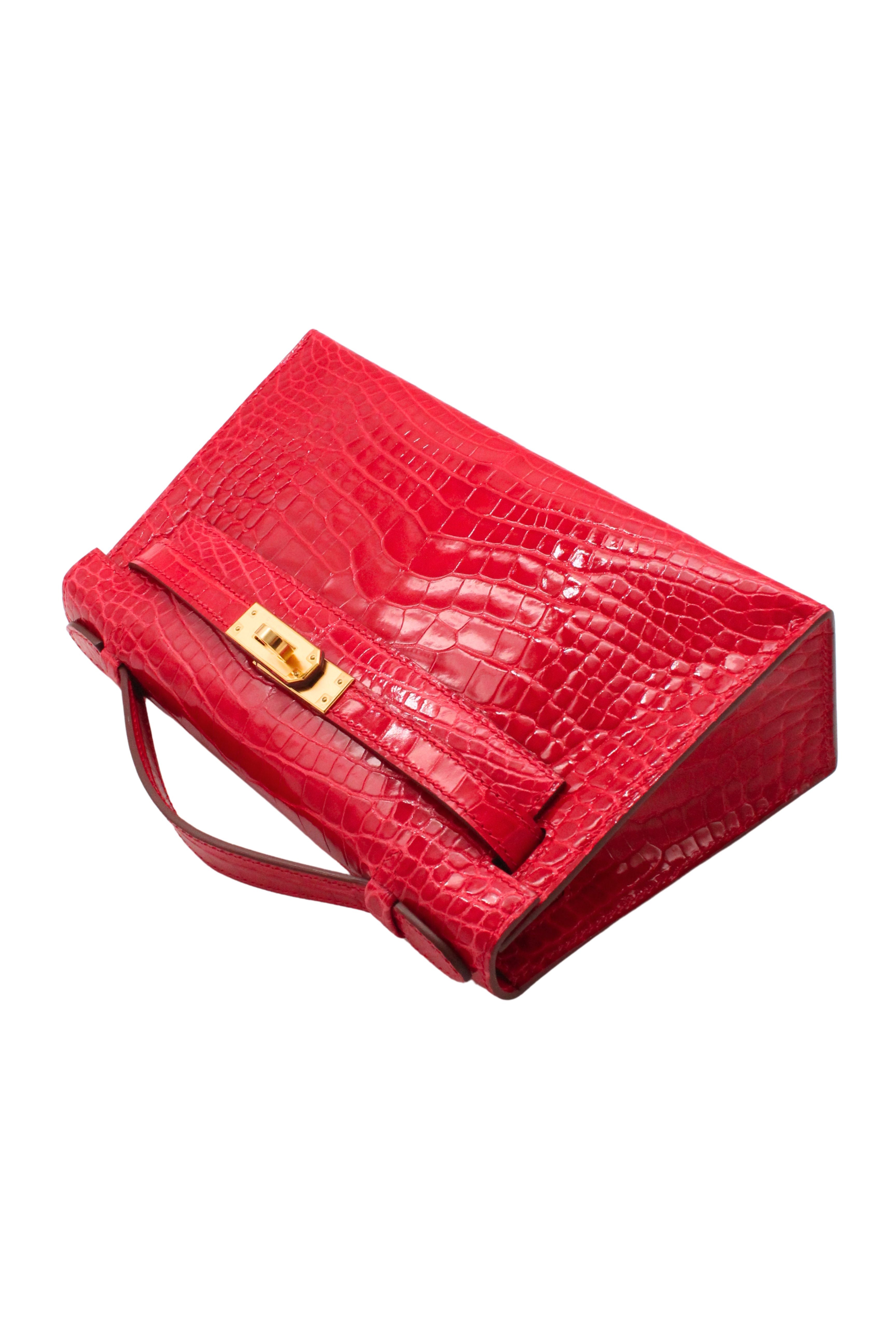 Hermès Paris <br> 2017 Kelly Pochette in Braise Alligator with gold hardware & full set