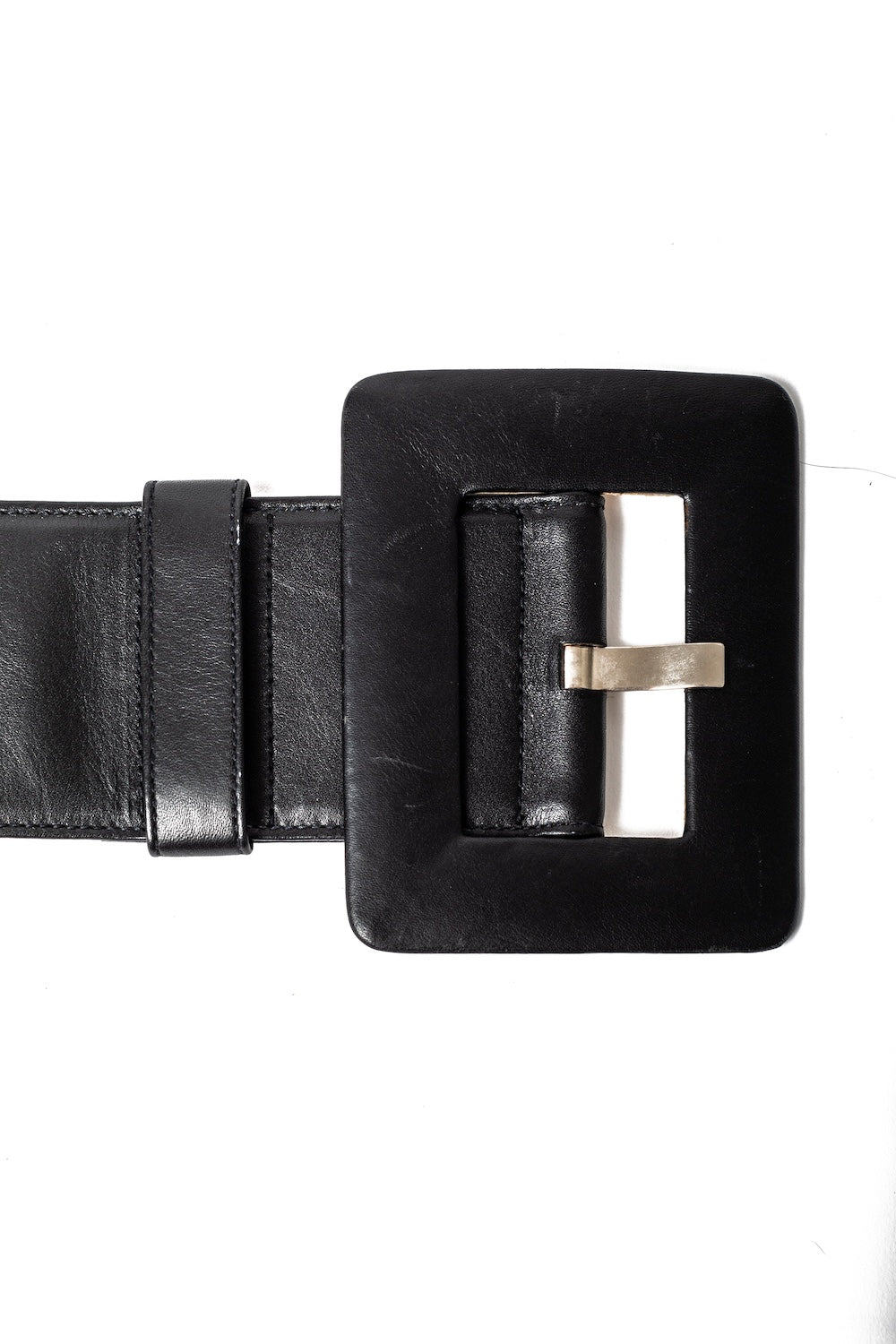 Mondi <br> 80's extra wide lambskin leather oversized buckle belt