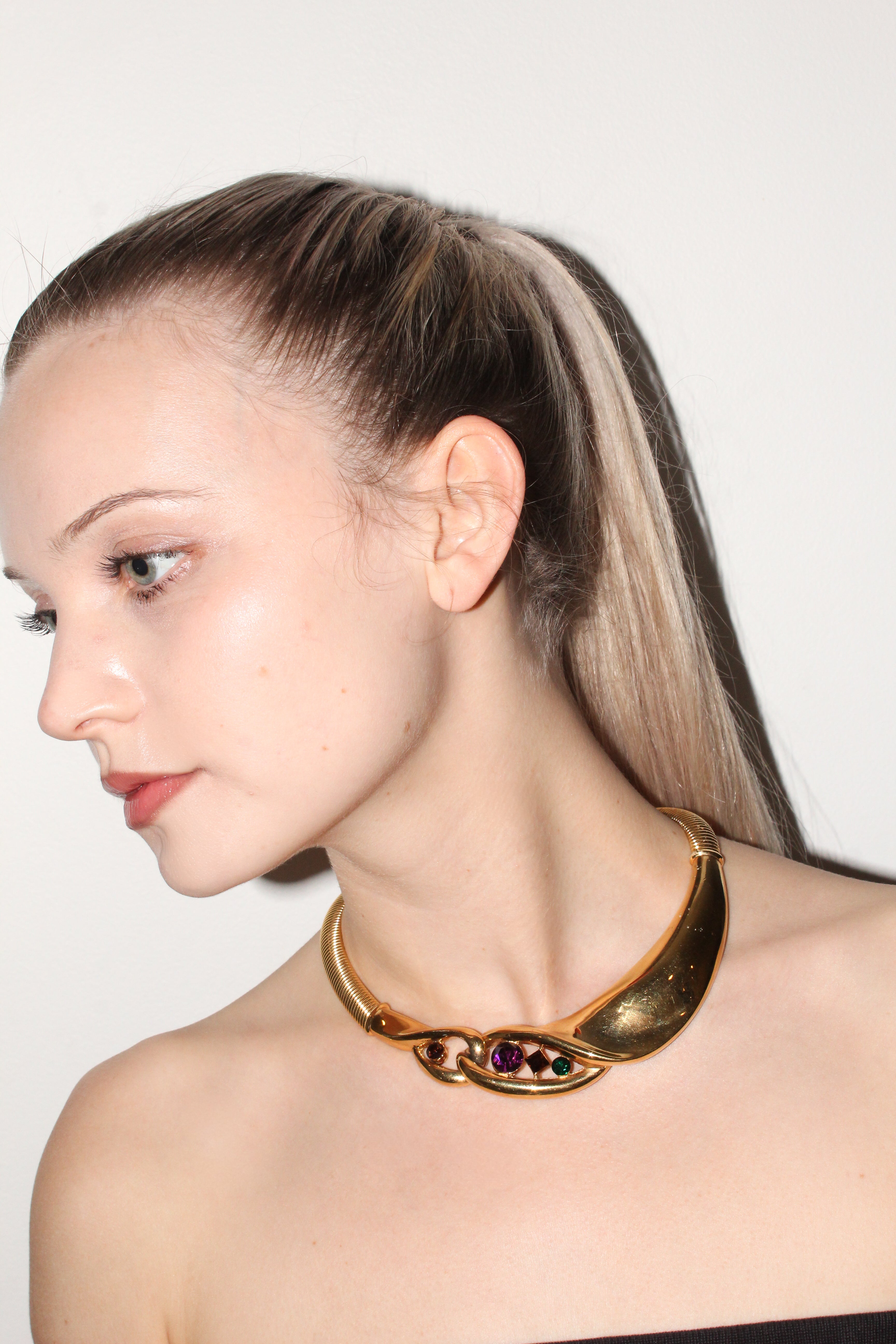 Givenchy <br> 80's gold plated tubogas chain jewelled choker necklace