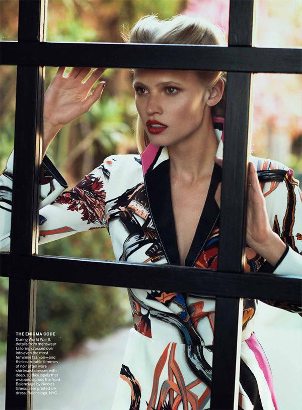 Balenciaga <br> Nicolas Ghesquière F/W 2011 runway & campaign silk print button down