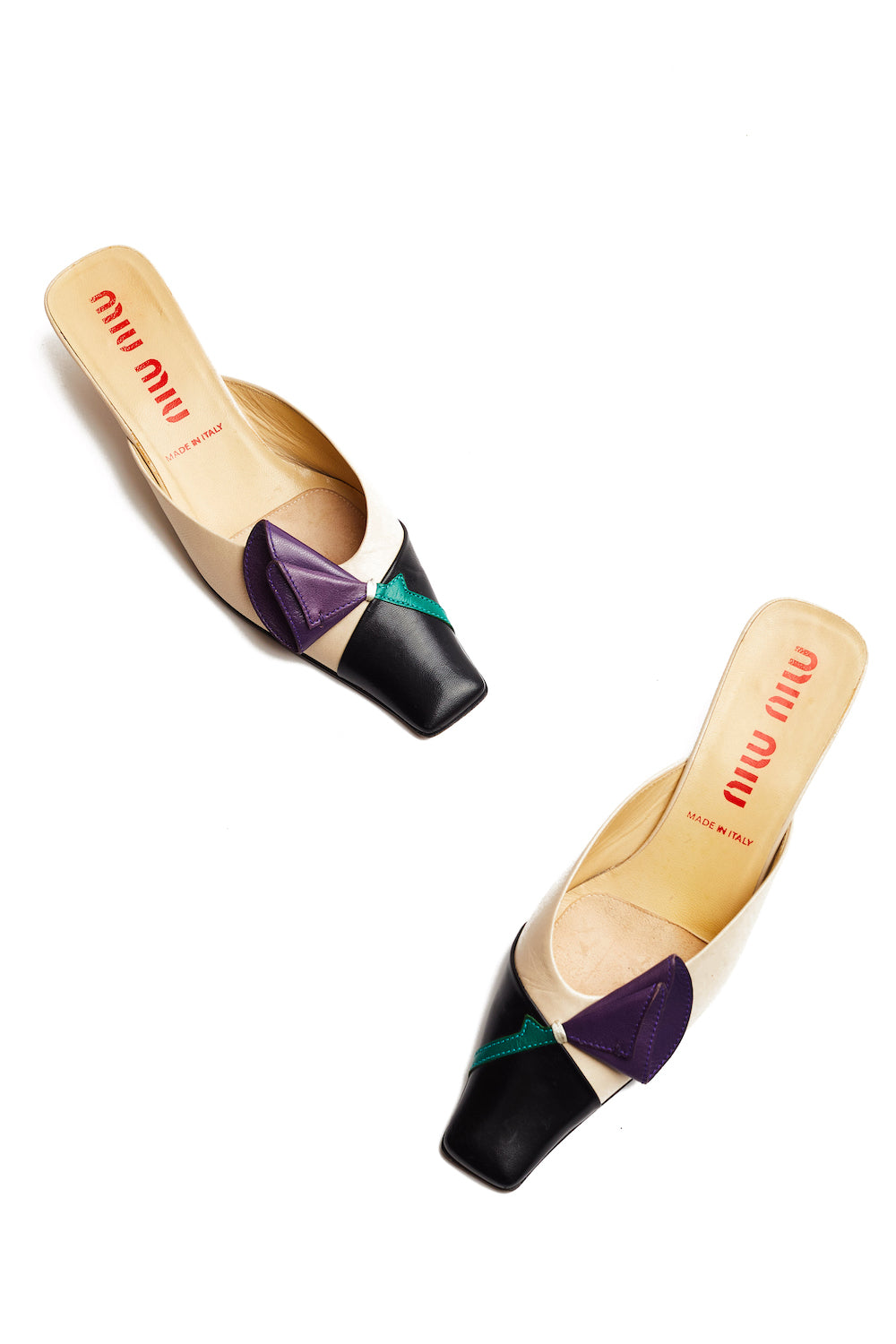 Miu Miu <br> 90's elongated toe flower kitten heels