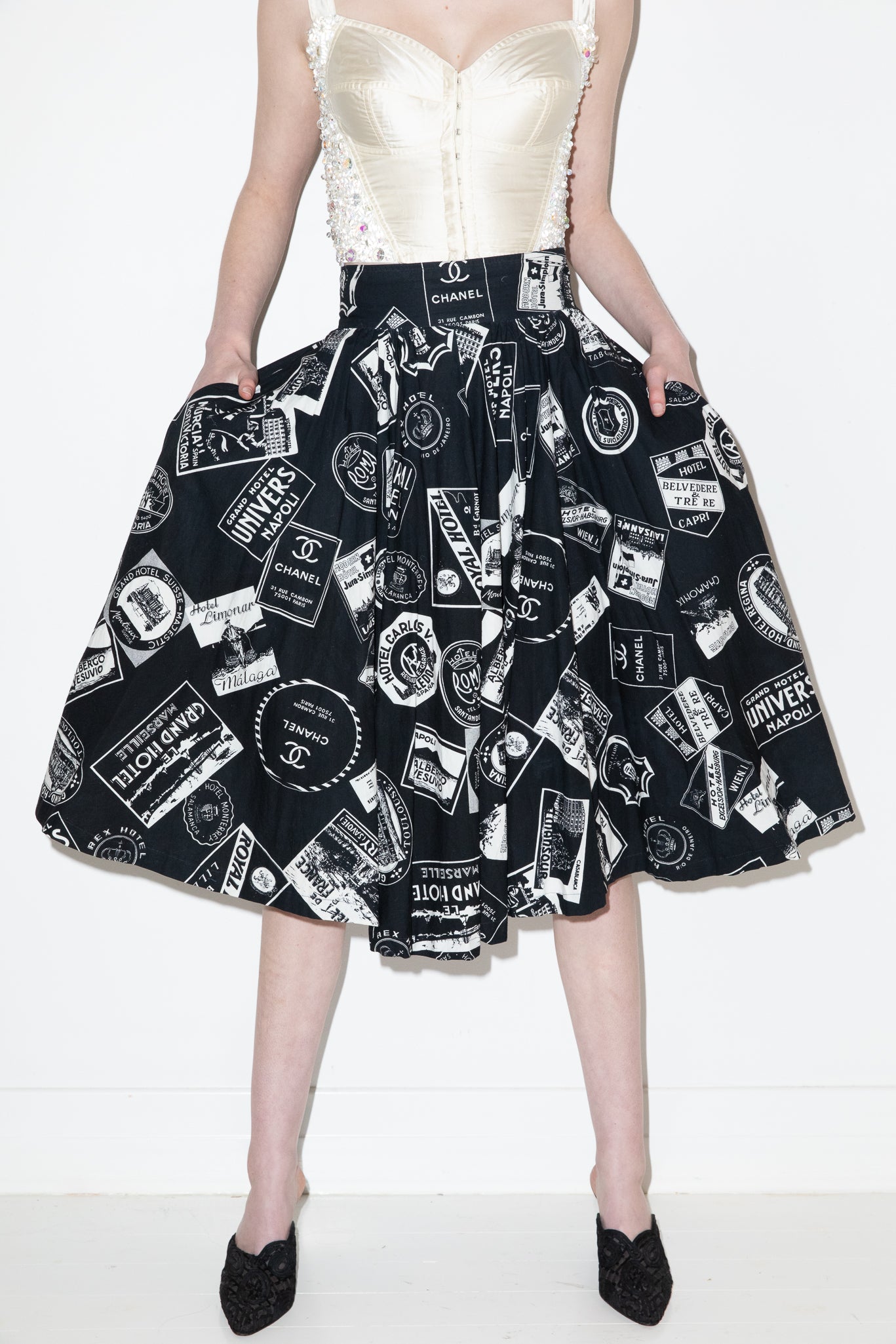 Chanel <br> S/S 1989 campaign runway Grand Hotel print full skirt