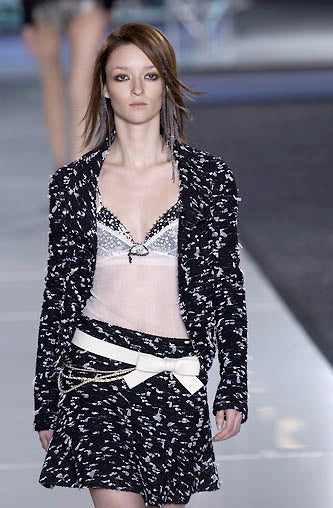 Chanel <br> F/W 2002 runway pearl trimmed lace tank top