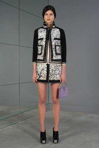 Balenciaga <br> Nicolas Ghesquière Pre-Fall 2008 tweed mini skirt